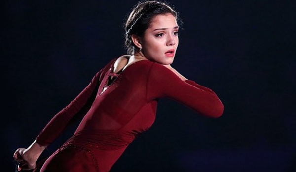 Evgenia Medvedeva salta la Rostelecom 2020